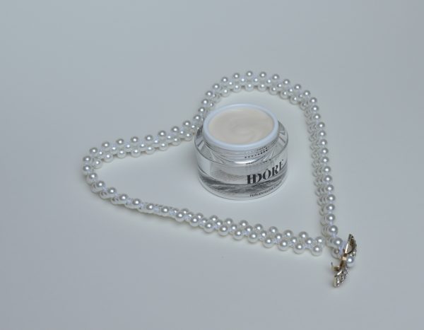 idore.skincare perlen glow creme herz kette
