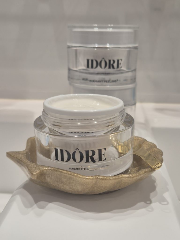 idore skincare produkte in bad